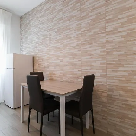 Dessi Luxury San Siro E Centro Apartman
